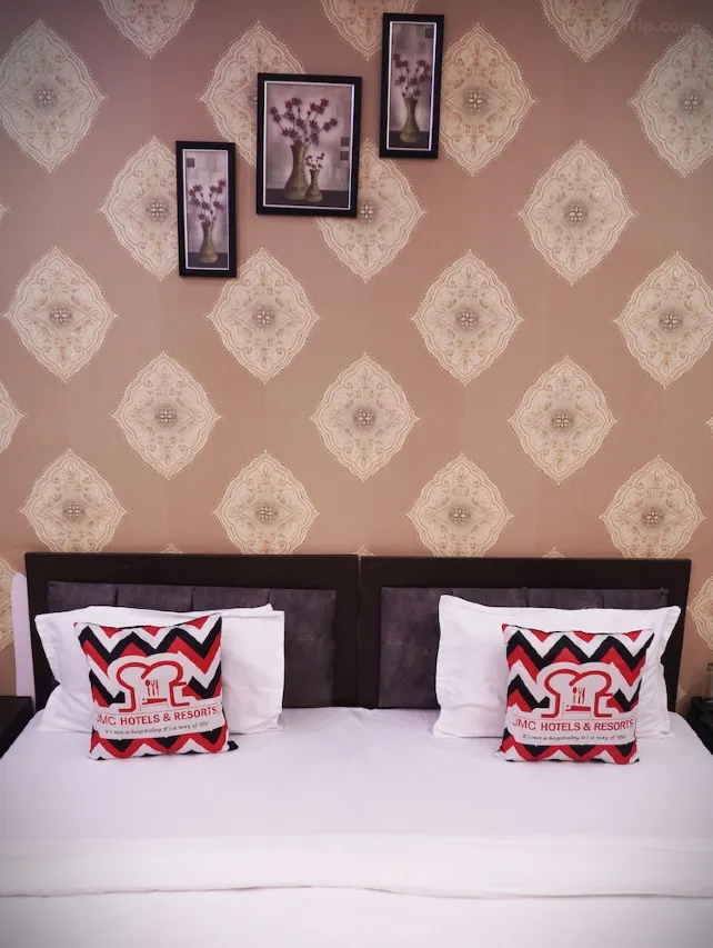 0220312000g50vb4f4076_W_1280_853_R5