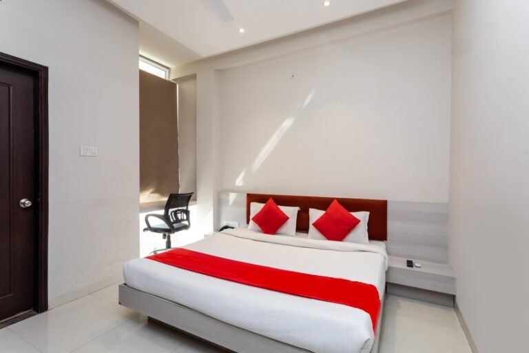 WhatsApp Image 2025-05-20 at 11.54