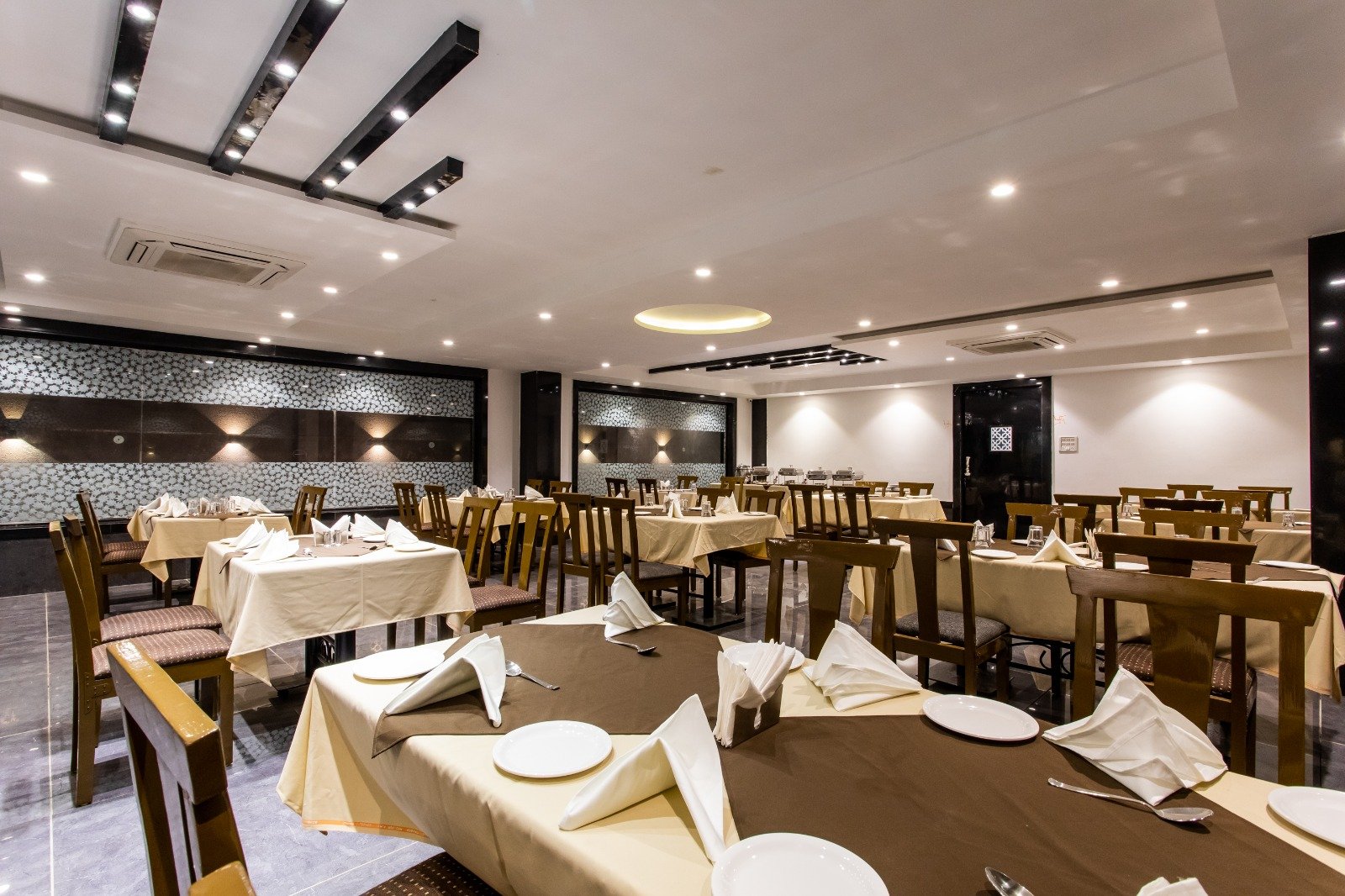 WhatsApp Image 2025-05-21 at 11.30