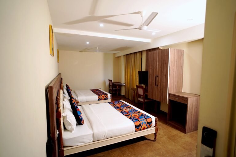 WhatsApp Image 2025-05-21 at 11.44