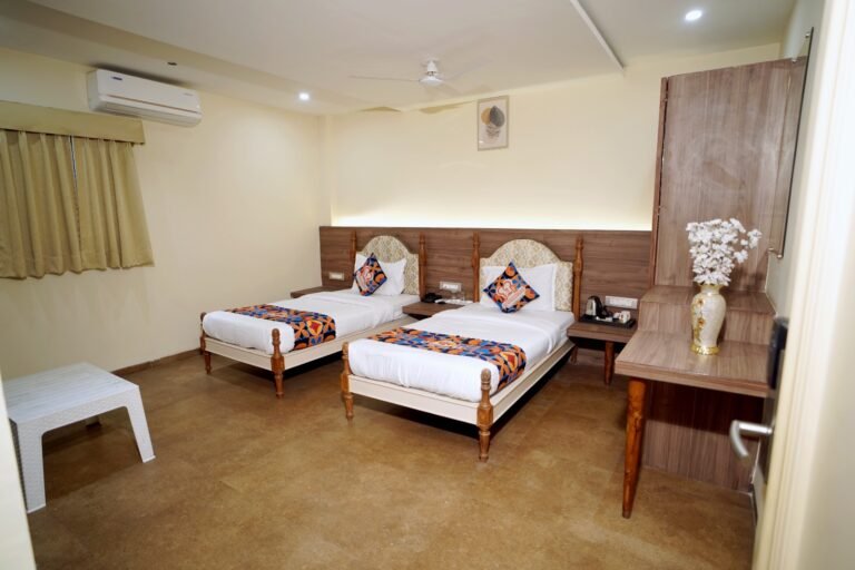 WhatsApp Image 2025-05-21 at 11.44