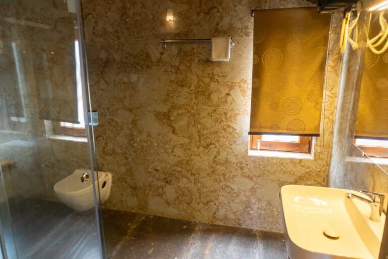 c213820d-e239-46a4-ba8d-bddfa0d516b1